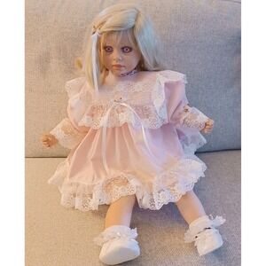 Lloyd Middleton's Royal Vienna Collection CHERI MCAFOOES 1998 602/750